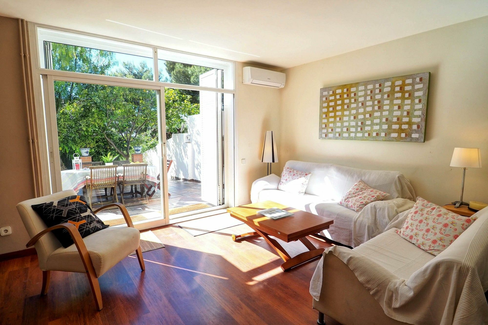 Sunny Triplex By Hello Homes シッチェス エクステリア 写真